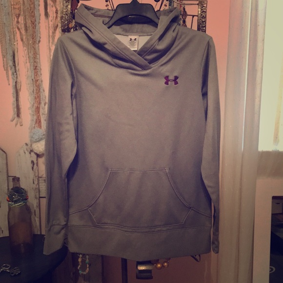 Under Armour Tops - Under Armour Pullover Hoodie